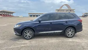 Mitsubishi Outlander SE AWC 2018 Blue