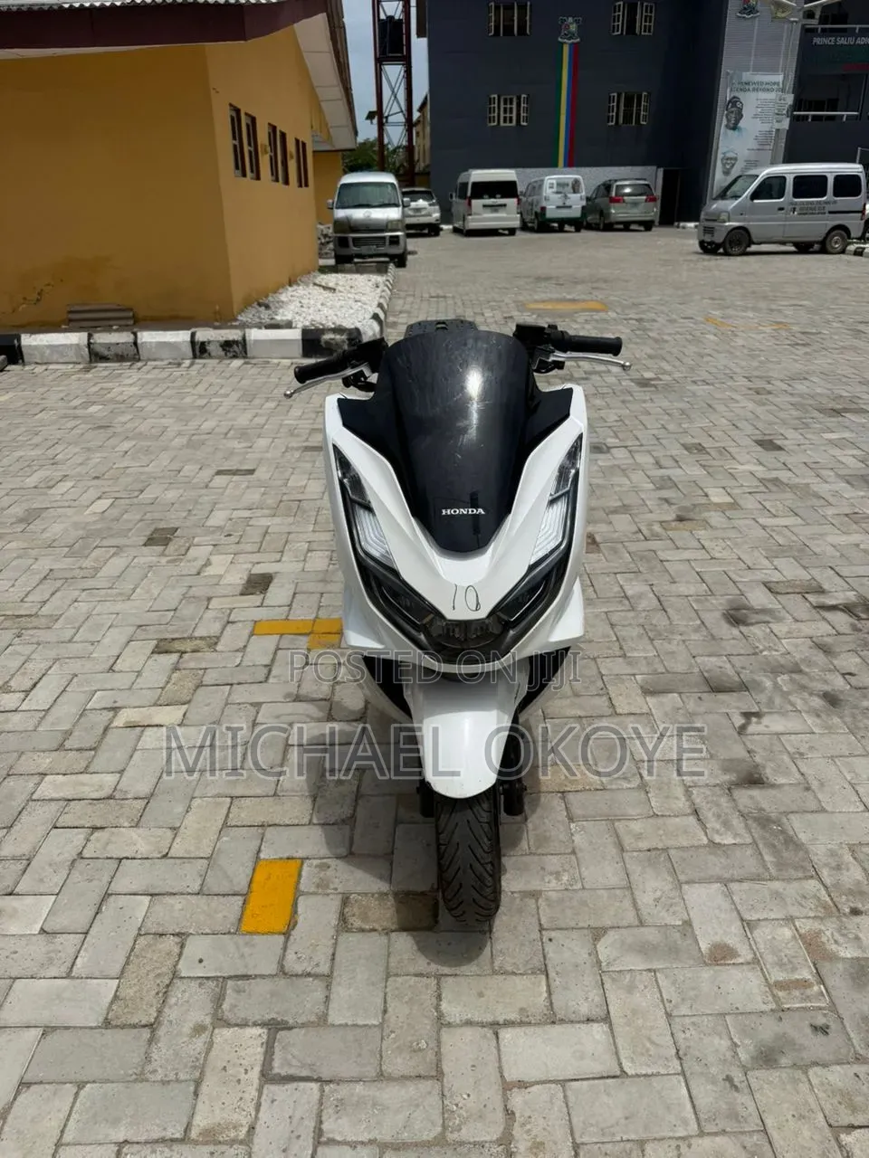 Honda 2022 White