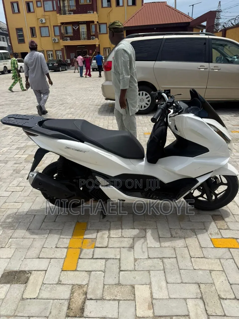 Honda 2022 White
