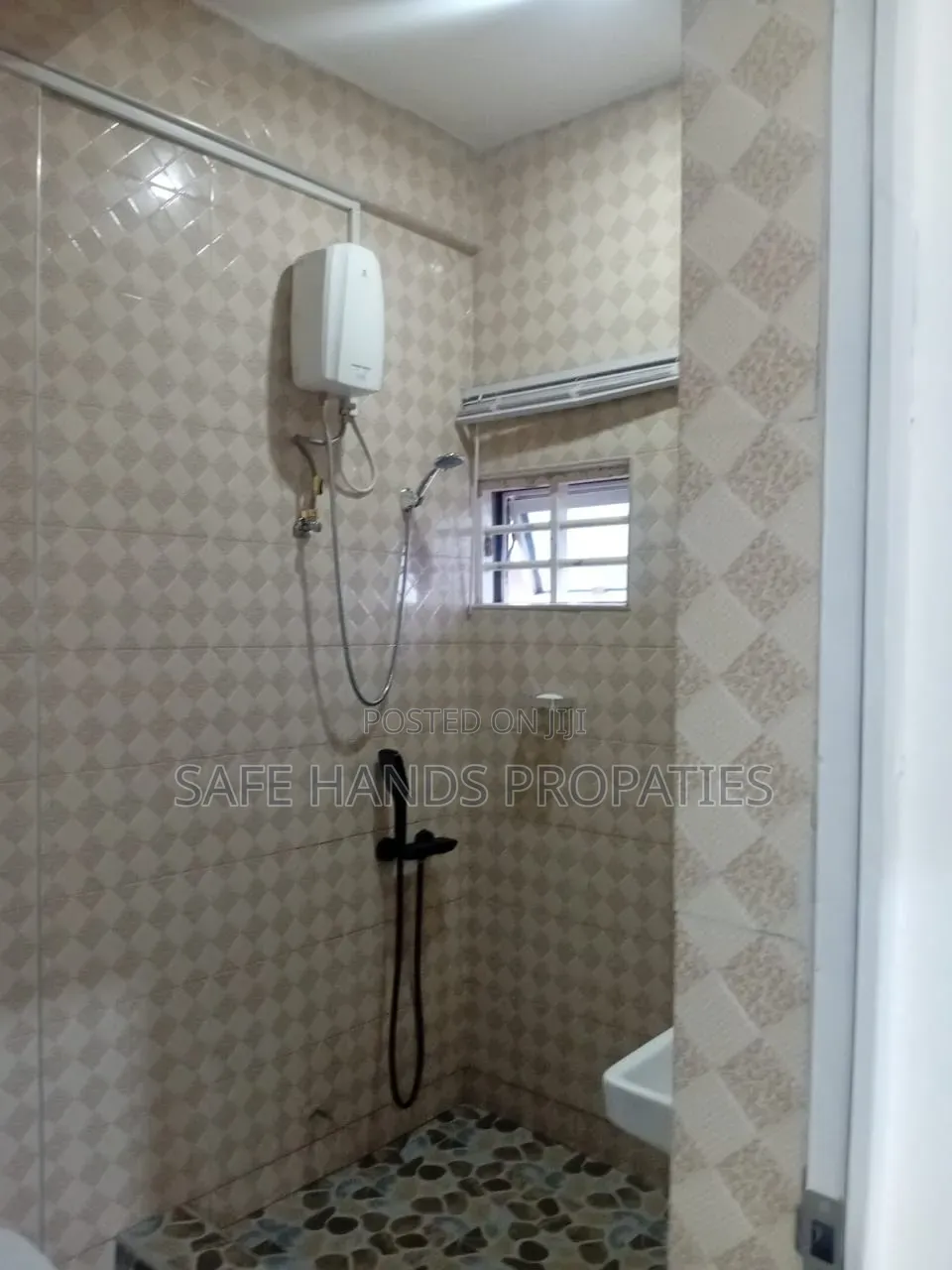 Furnished 1bdrm Room & Parlour in Accra Metropolitan for rent