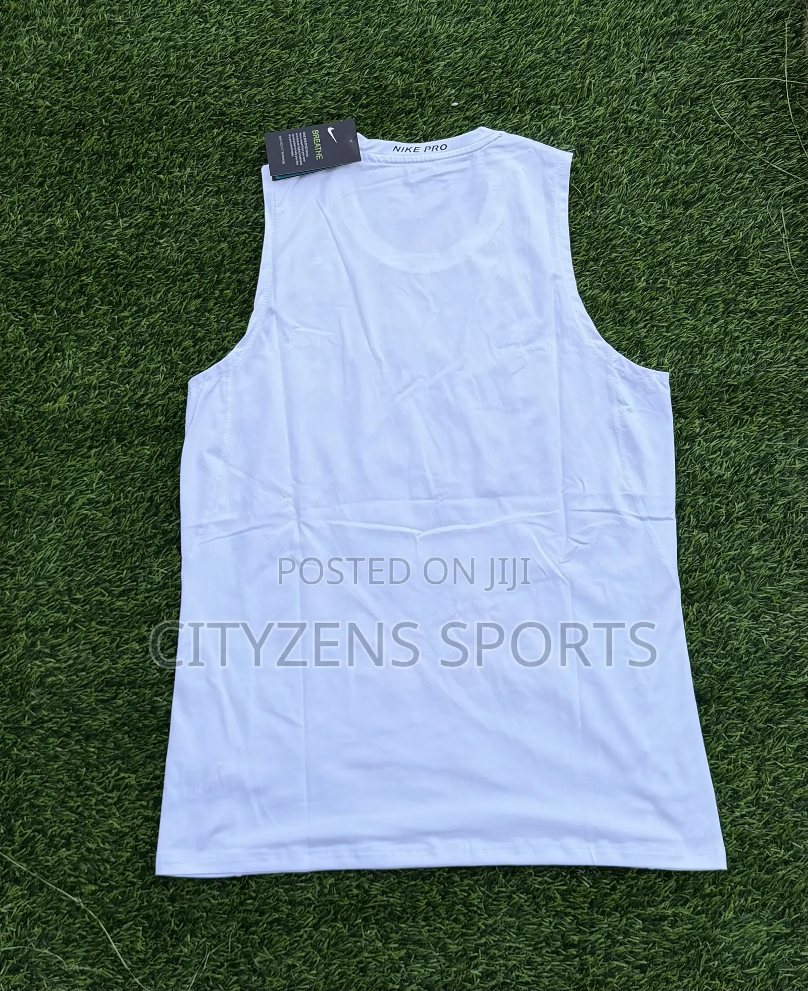 Nike White Sleeveless Gym/Sports Top