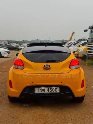 Hyundai Veloster Turbo 2013 Yellow