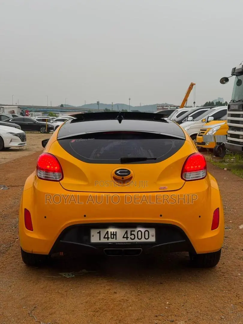 Hyundai Veloster Turbo 2013 Yellow