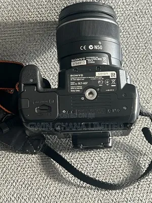 Sony Alpha Slt-a37 Dslr Camera With 18-55mm Zoom Lens