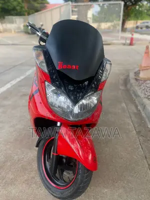 Yamaha Majesty 2022 Red