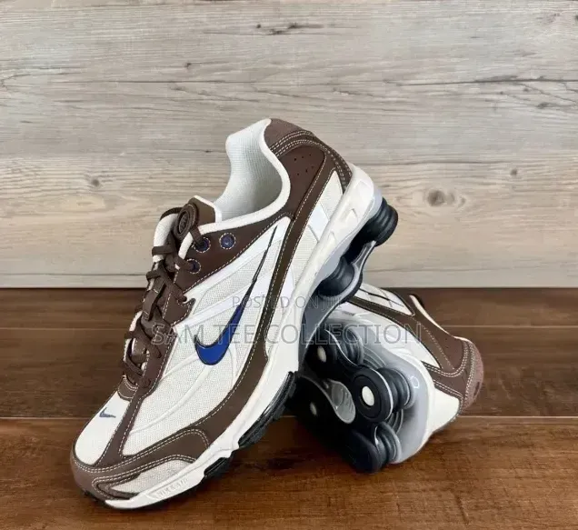 Nike Shox R4