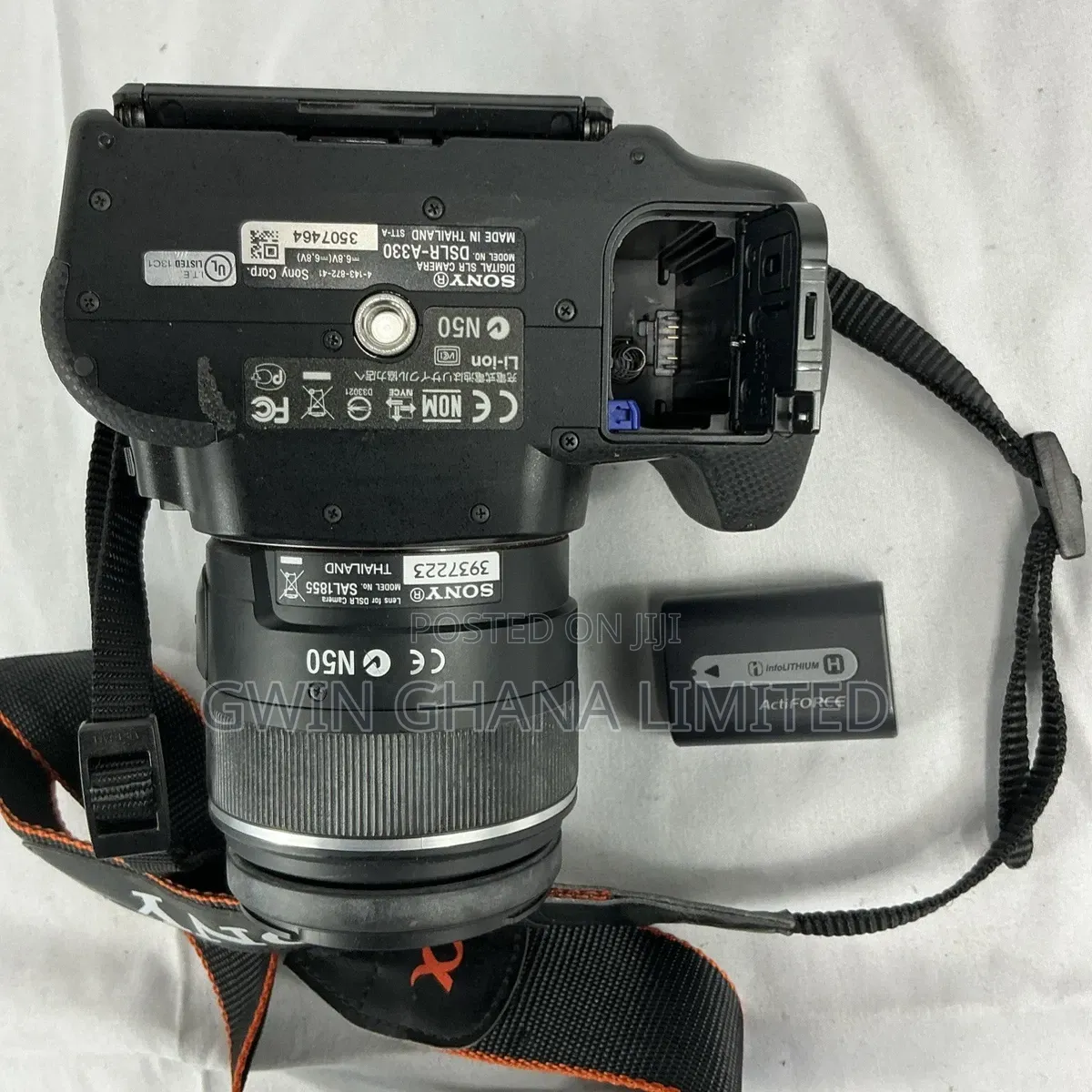 Sony Alpha 330 A330 DSLR Camera With 18-55mm F3.5-5.6 Lens