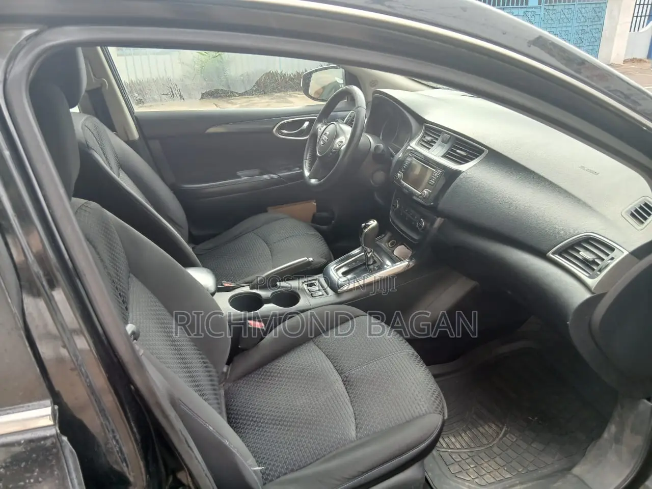 Nissan Sentra S 2016 Black