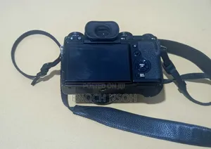 Fuji Xt3 With 23mm F1. 4 Lens 56mm F1. 8 Lens