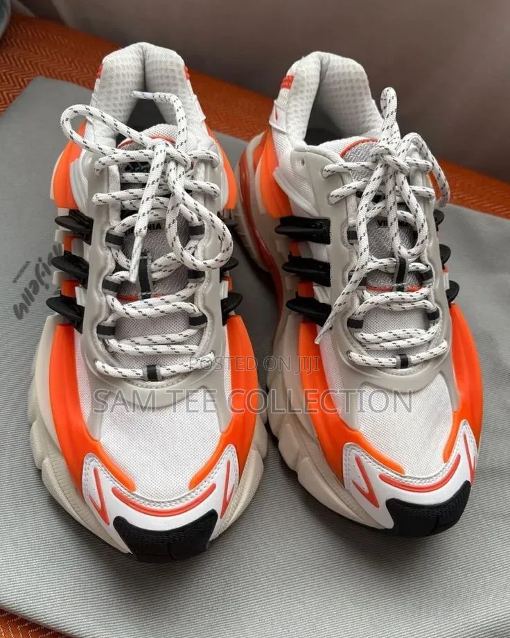 Pharrell Williams X Adidas Adistar Jellyfish. Greyblack and Orangegrey