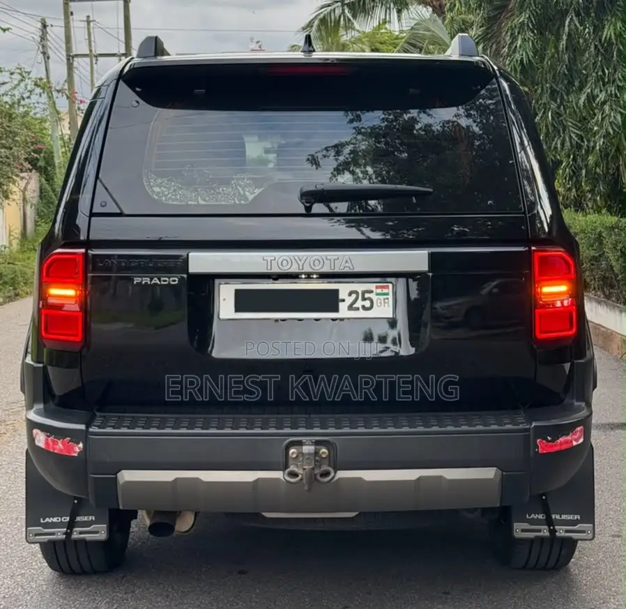 Toyota Land Cruiser Prado 2.8 2025 Gray