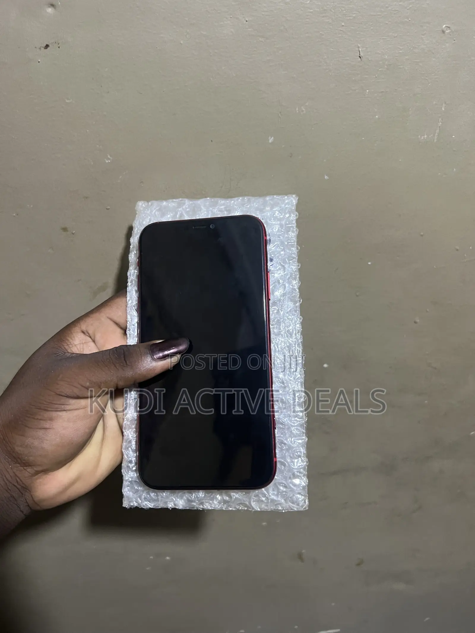 Apple iPhone 11 64 GB Red
