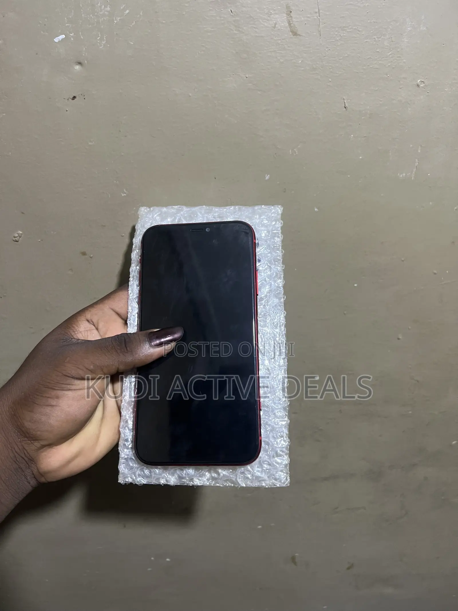Apple iPhone 11 64 GB Red