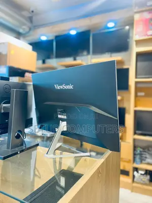 32 Viewsonic Monitor
