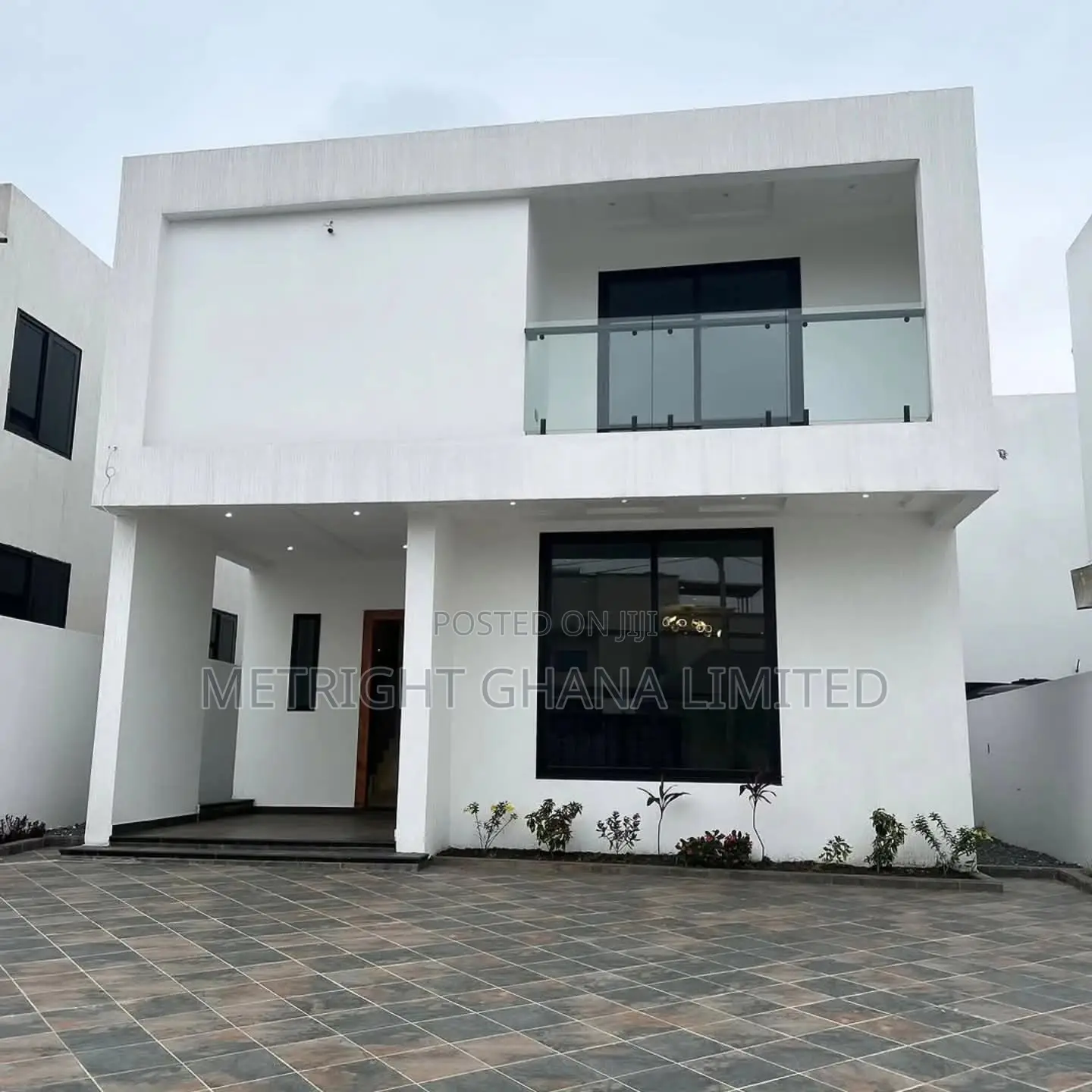 4bdrm House in Metright Properties, Accra Metropolitan for sale