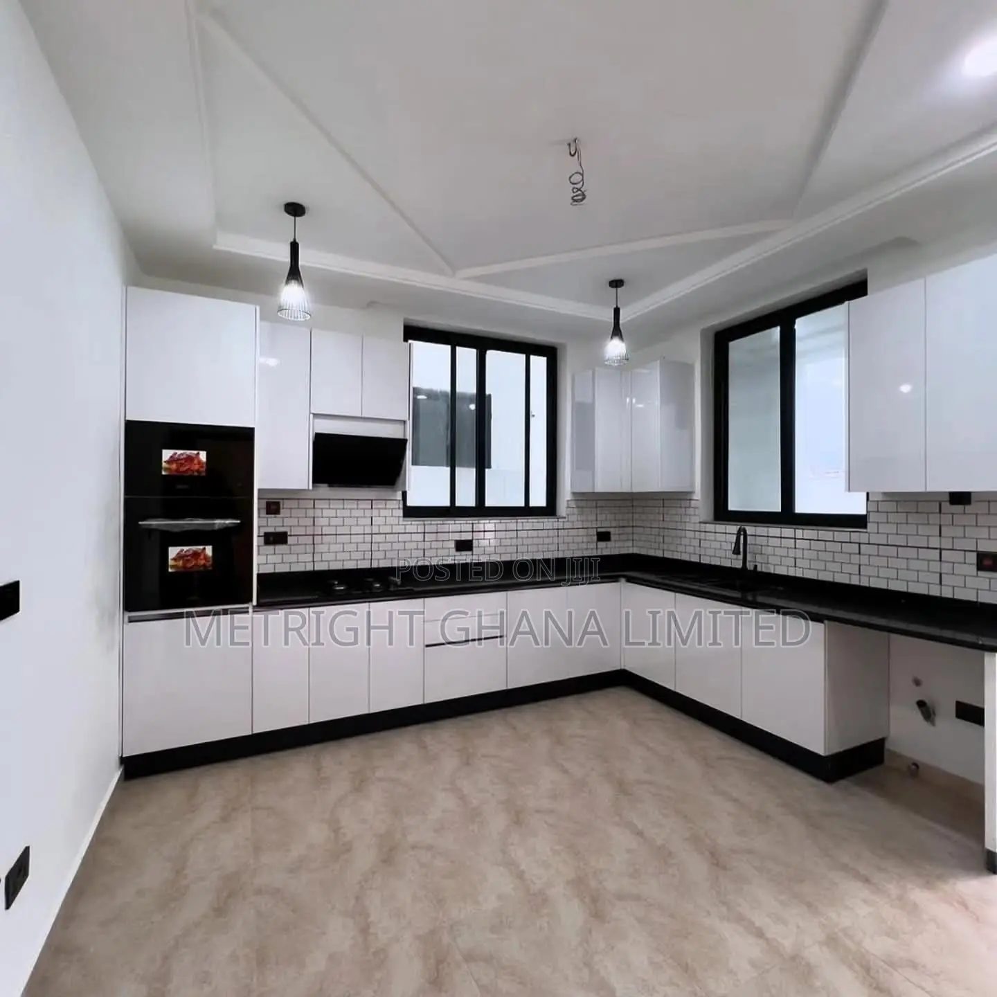 4bdrm House in Metright Properties, Accra Metropolitan for sale