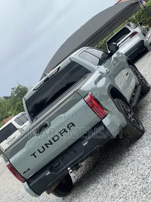 New Toyota Highlander 2024 Green