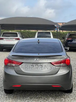 Hyundai Elantra 2012 Gray