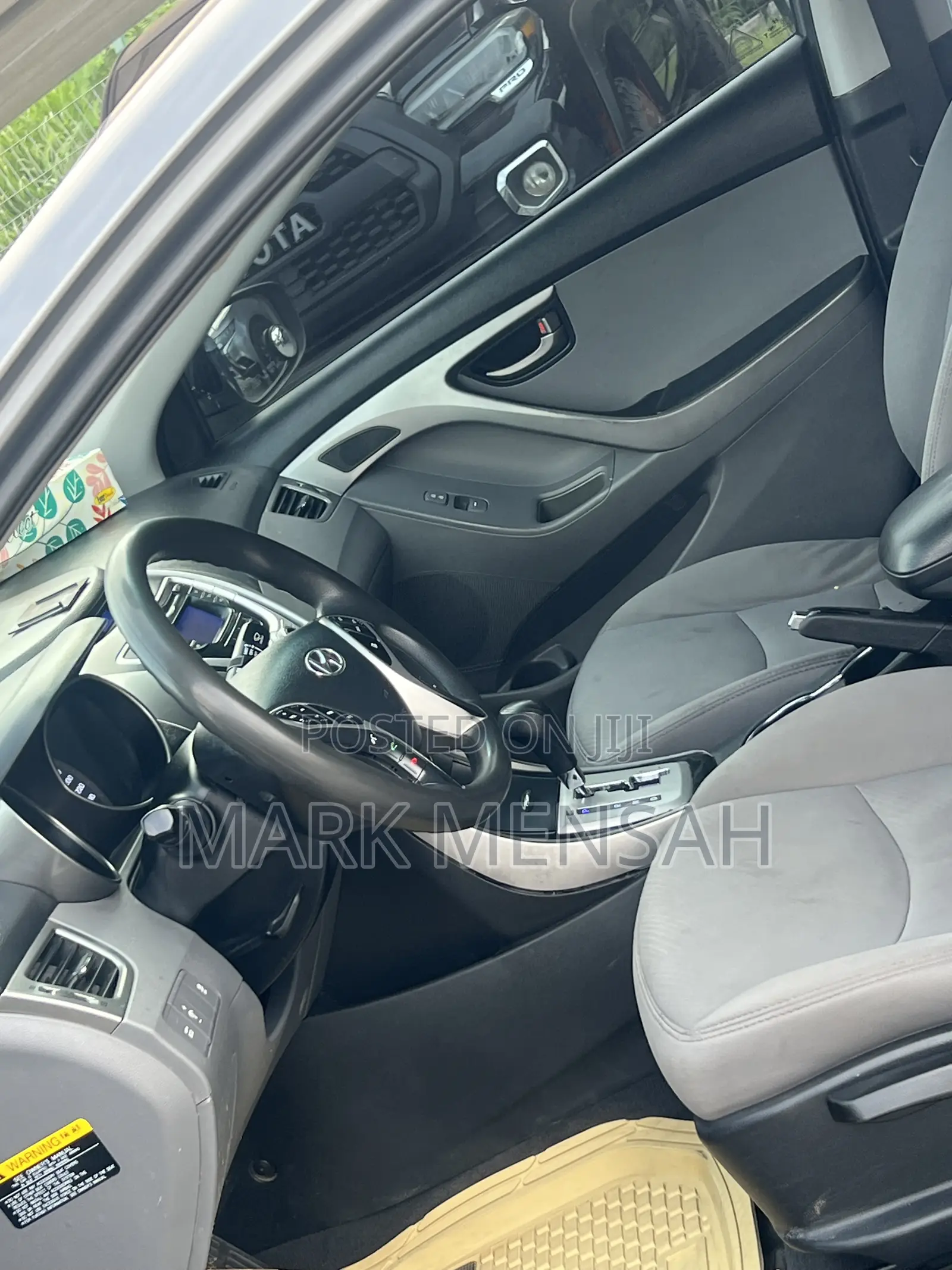 Hyundai Elantra 2012 Gray