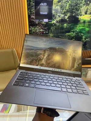 Laptop Dell XPS 13 7390 8GB Intel Core i5 SSD 256GB