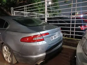 Jaguar XF R 2012 Silver