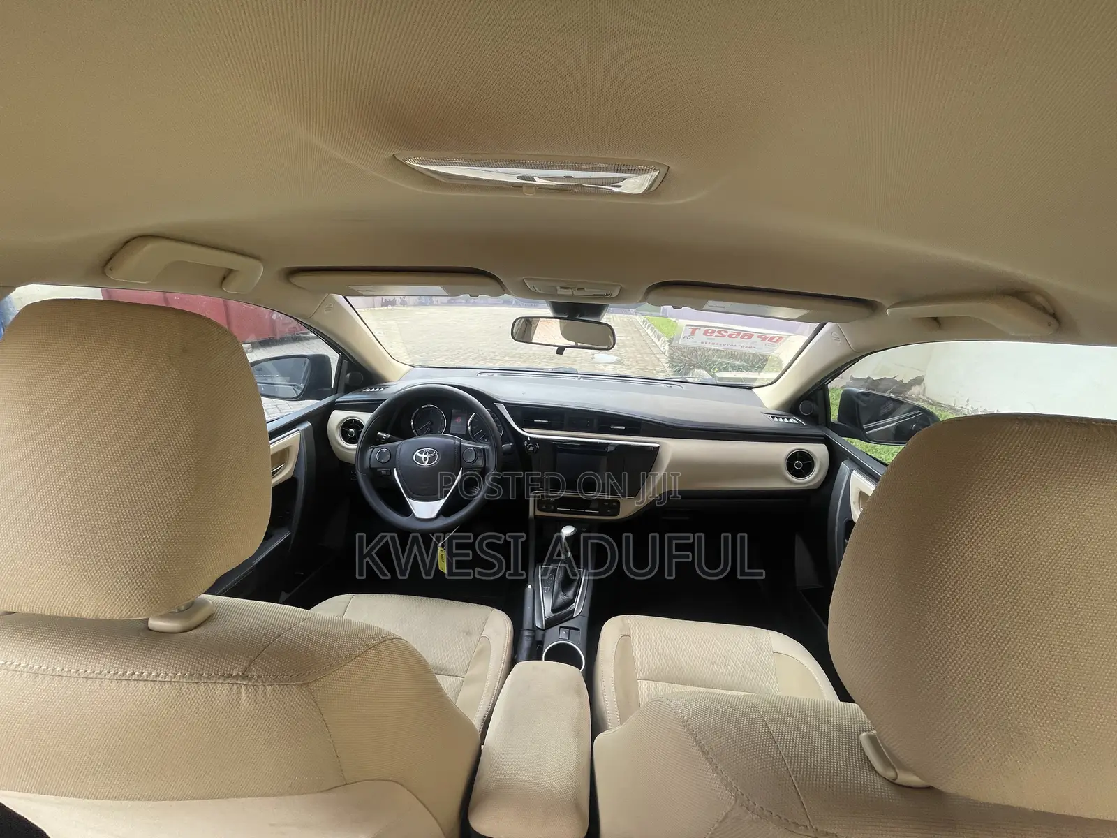 Toyota Corolla LE Eco (1.8L 4cyl 2A) 2018 Black
