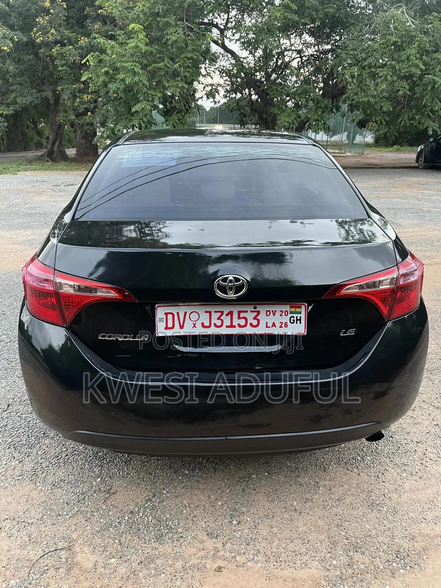 Toyota Corolla LE Eco (1.8L 4cyl 2A) 2018 Black