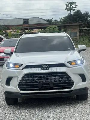 Toyota Highlander XLE AWD 2024 White