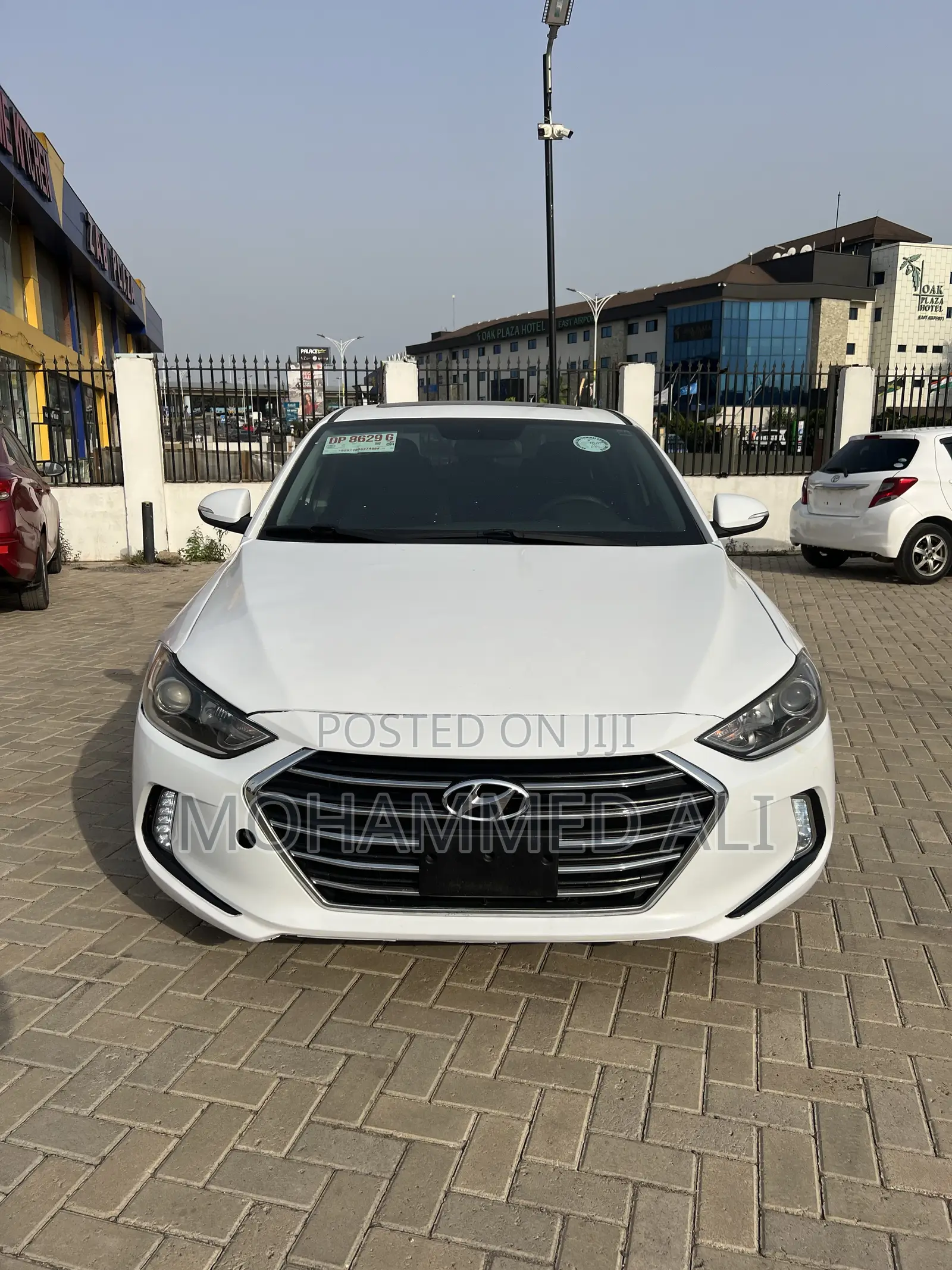 Hyundai Elantra Limited 2018 White