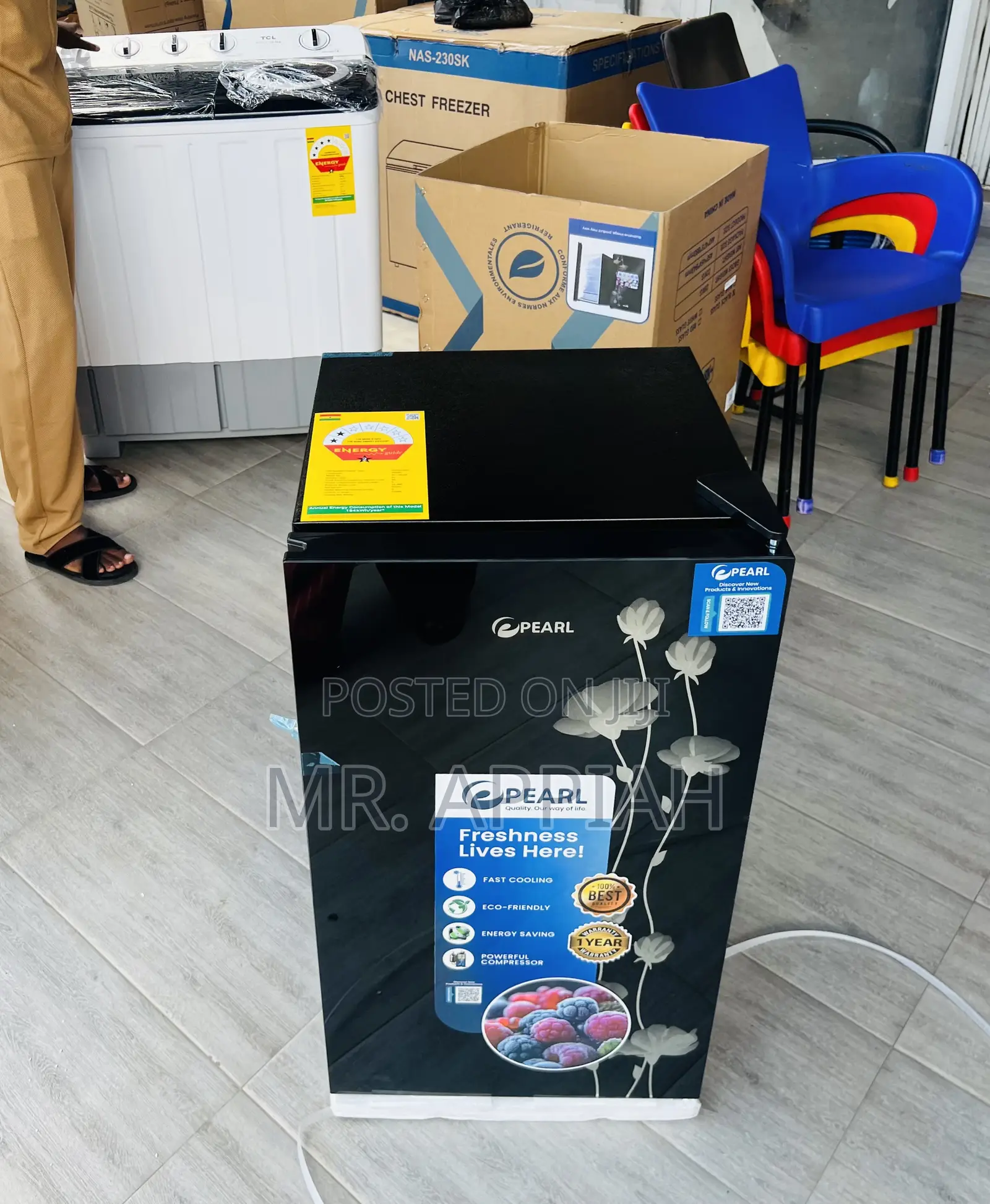 Super Classic Pearl Pf-109-2b 80l Table Top Fridge(Mirror)
