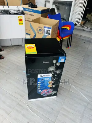 Extremely Classic Pearl Single Door Table Top Fridge(80liters) Black