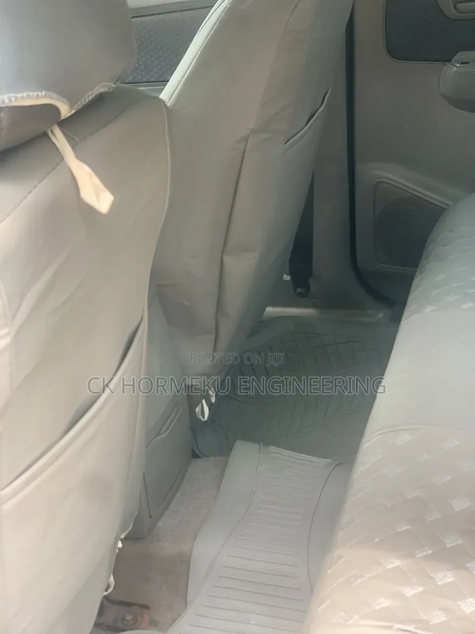Toyota Hilux 2012 White