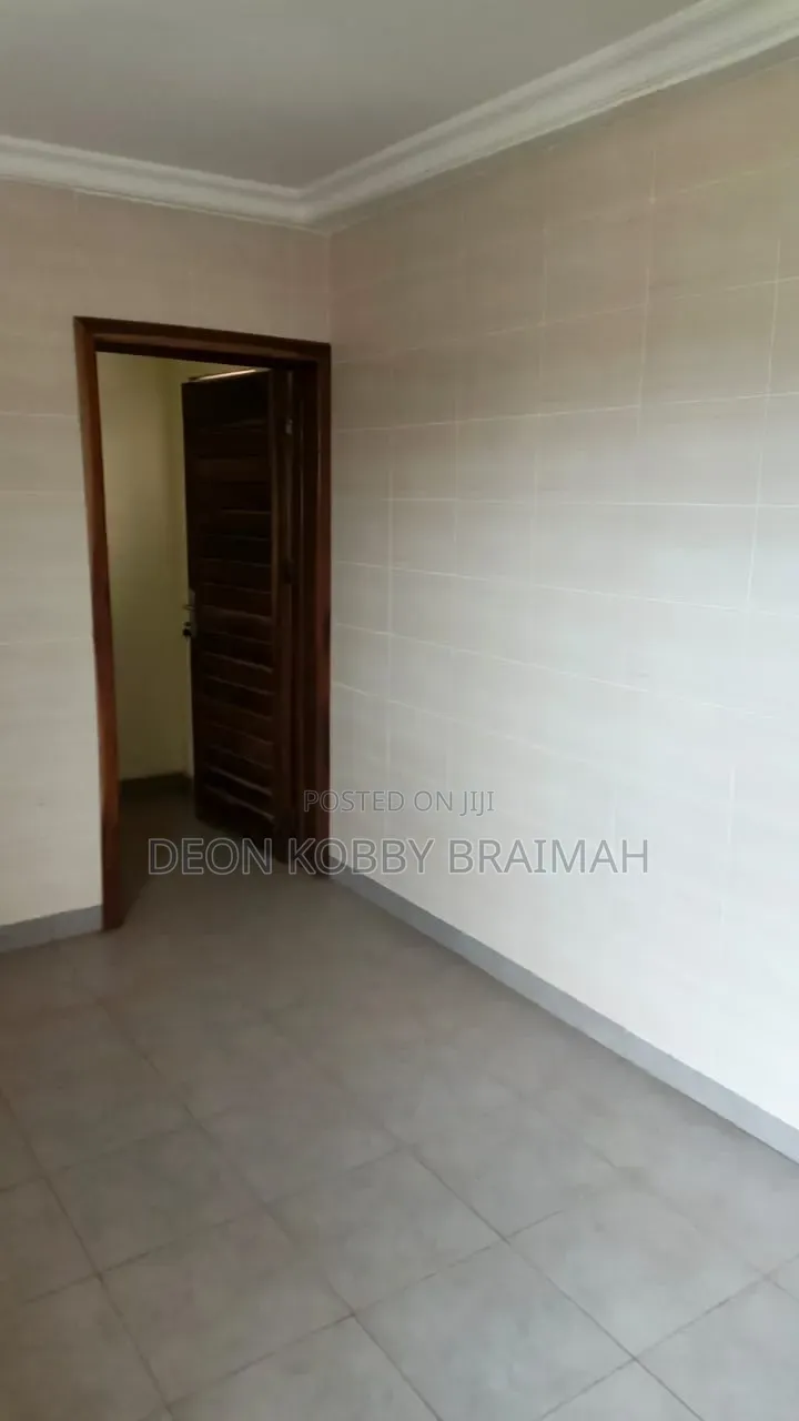 2bdrm Apartment in Right Properties, New Site for rent