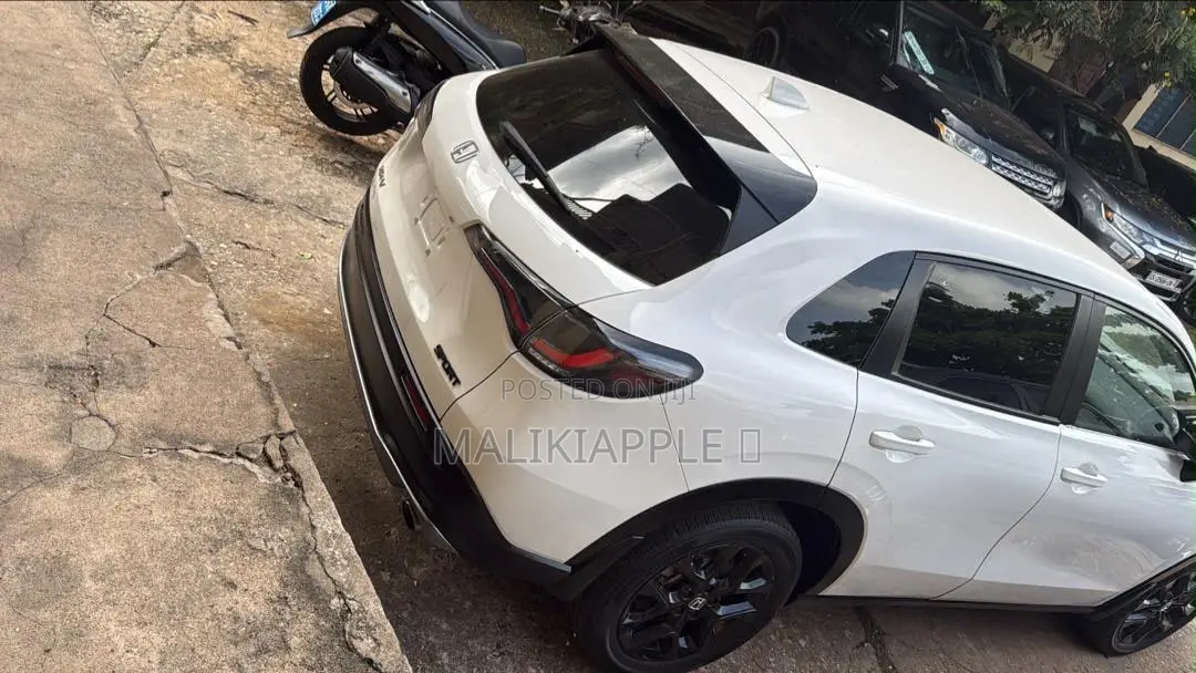Honda HR-V 2025 White