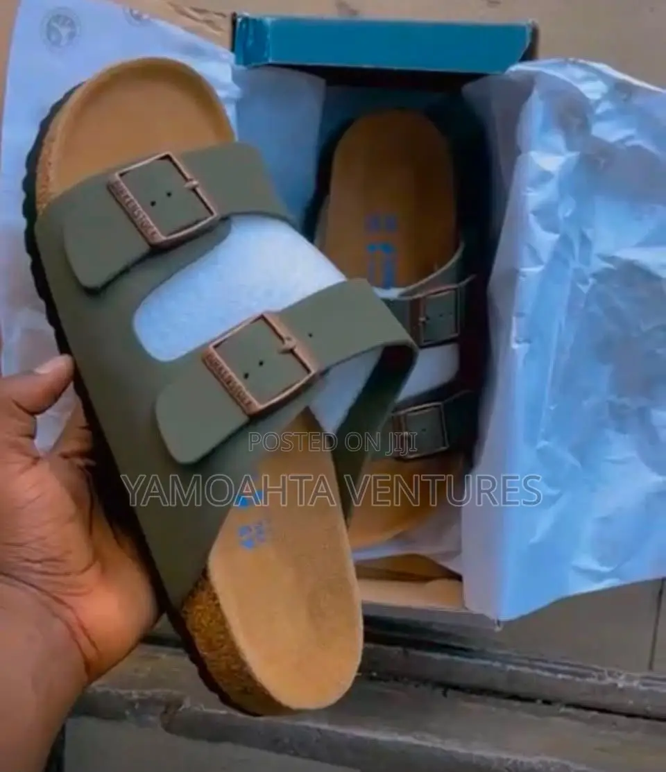 Birkenstock-Style Slippers – Comfort Meets Everyday Style