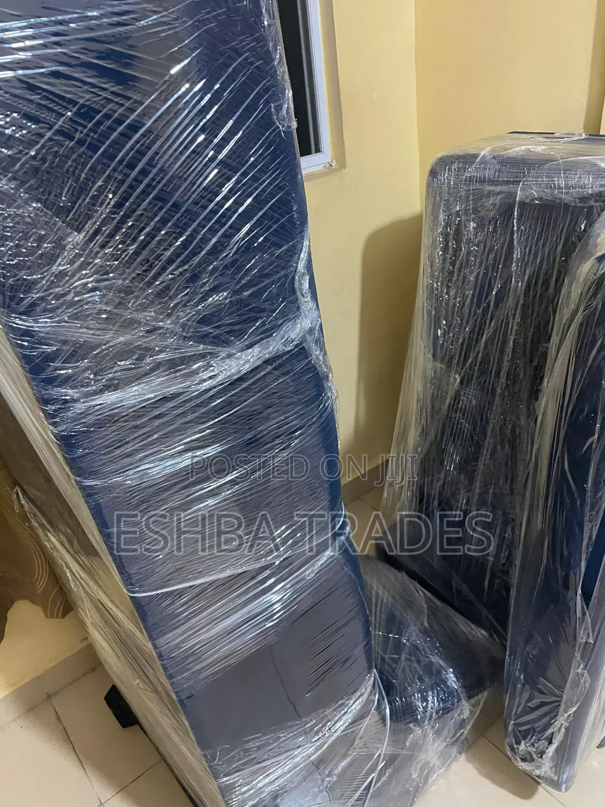 3 in 1 L Shaped Couch Designed to Fit an Everyday Home