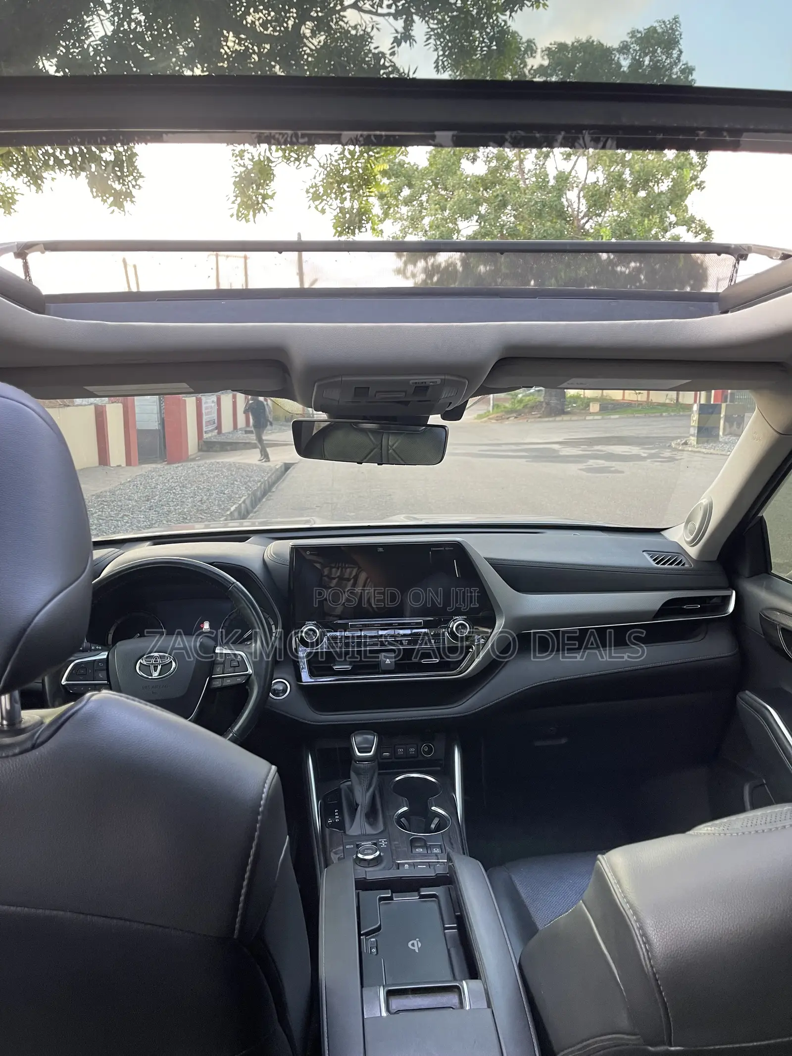 Toyota Highlander 2021 Silver
