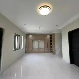 4bdrm House in Metright Properties, Accra Metropolitan for sale