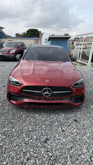 Mercedes-Benz C300 2023 Red