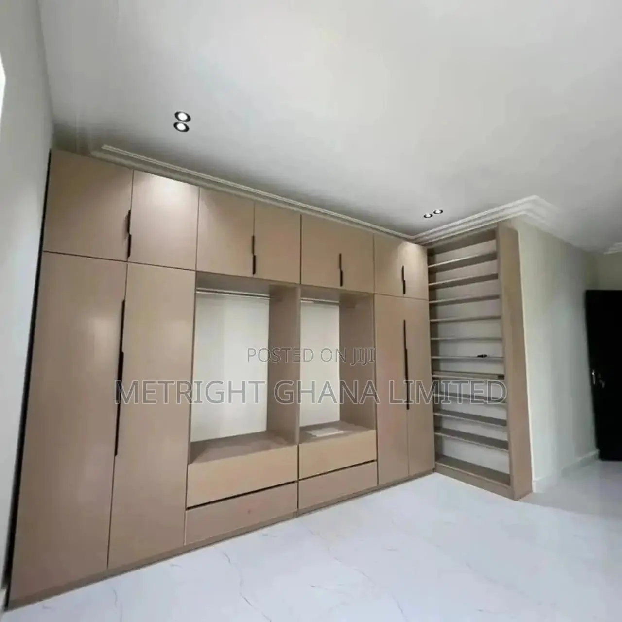 4bdrm House in Metright Properties, Accra Metropolitan for sale