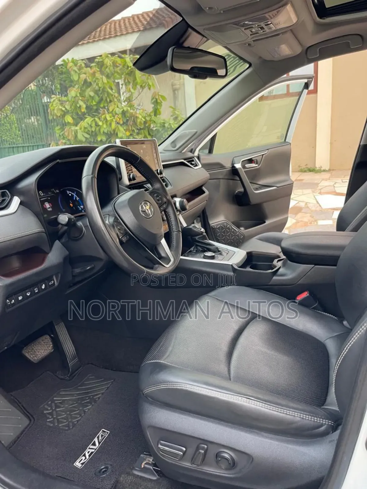 Toyota RAV4 Limited AWD 2020 Pearl