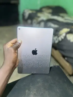Apple iPad Pro 9.7 (2016) 128 GB Silver