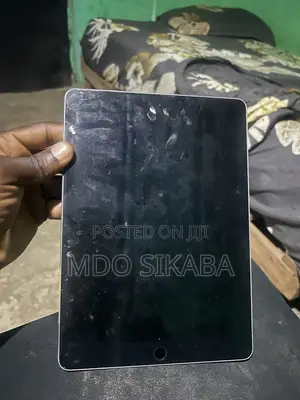 Apple iPad Pro 9.7 (2016) 128 GB Silver