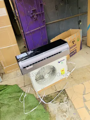 Lovely Black Mirror Air Conditioner Pearl 1.5hp