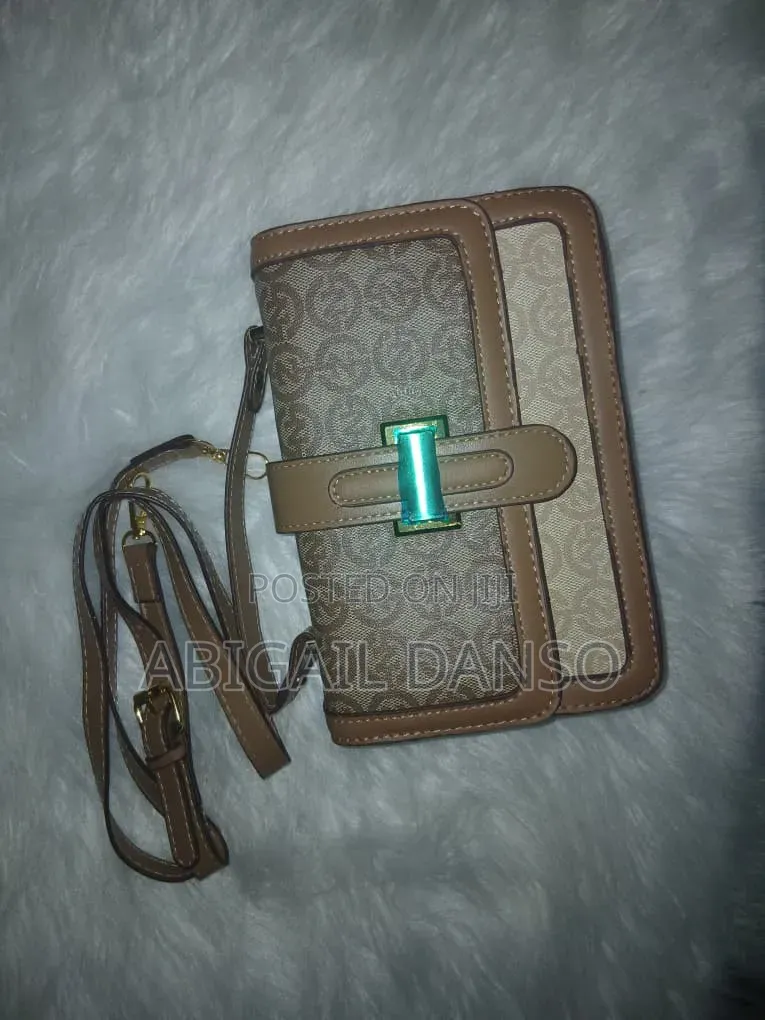 Nice and Affordable Bags in Sunyani (Wholesale Available)