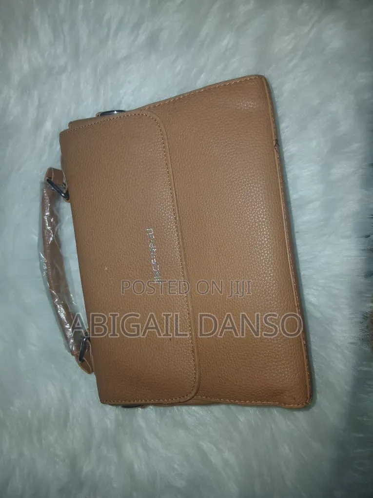 Nice and Affordable Bags in Sunyani (Wholesale Available)