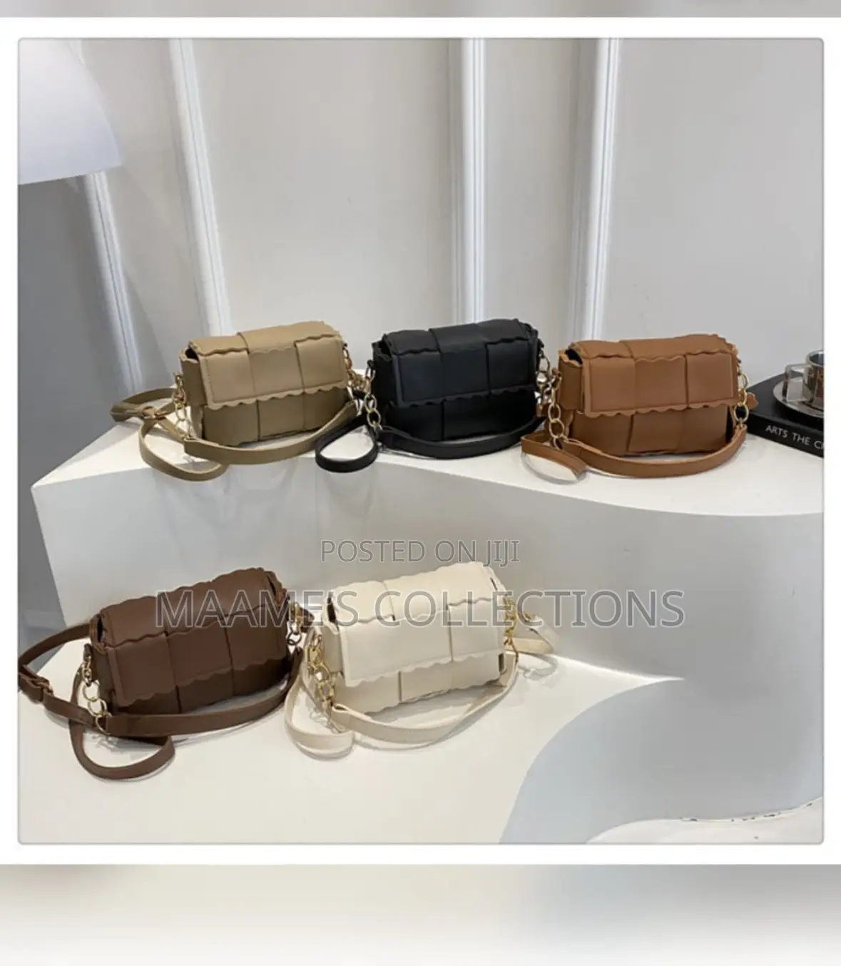 Fashionable And High-end Women’S Handbags
