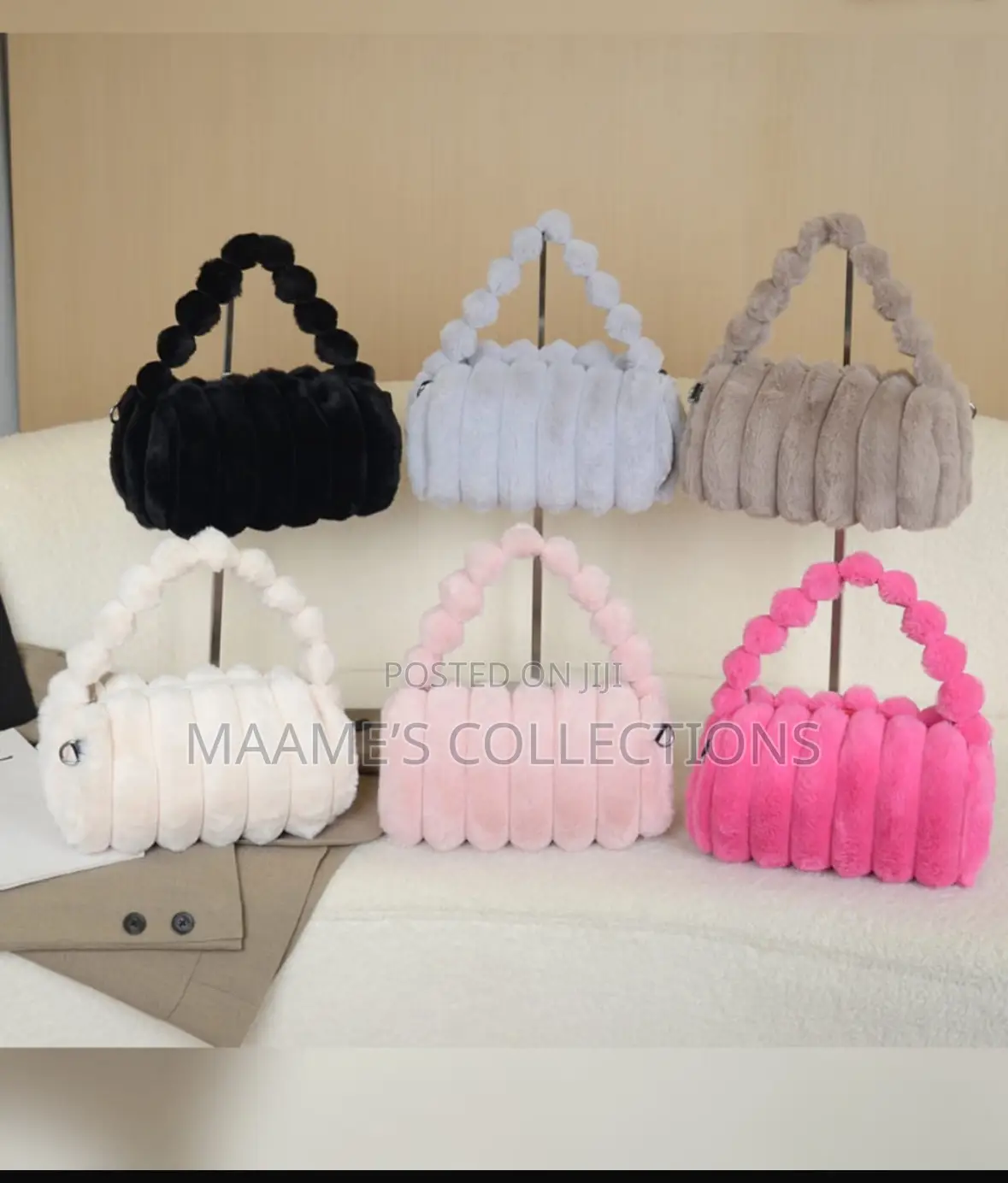 Fashionable And High-end Women’S Handbags