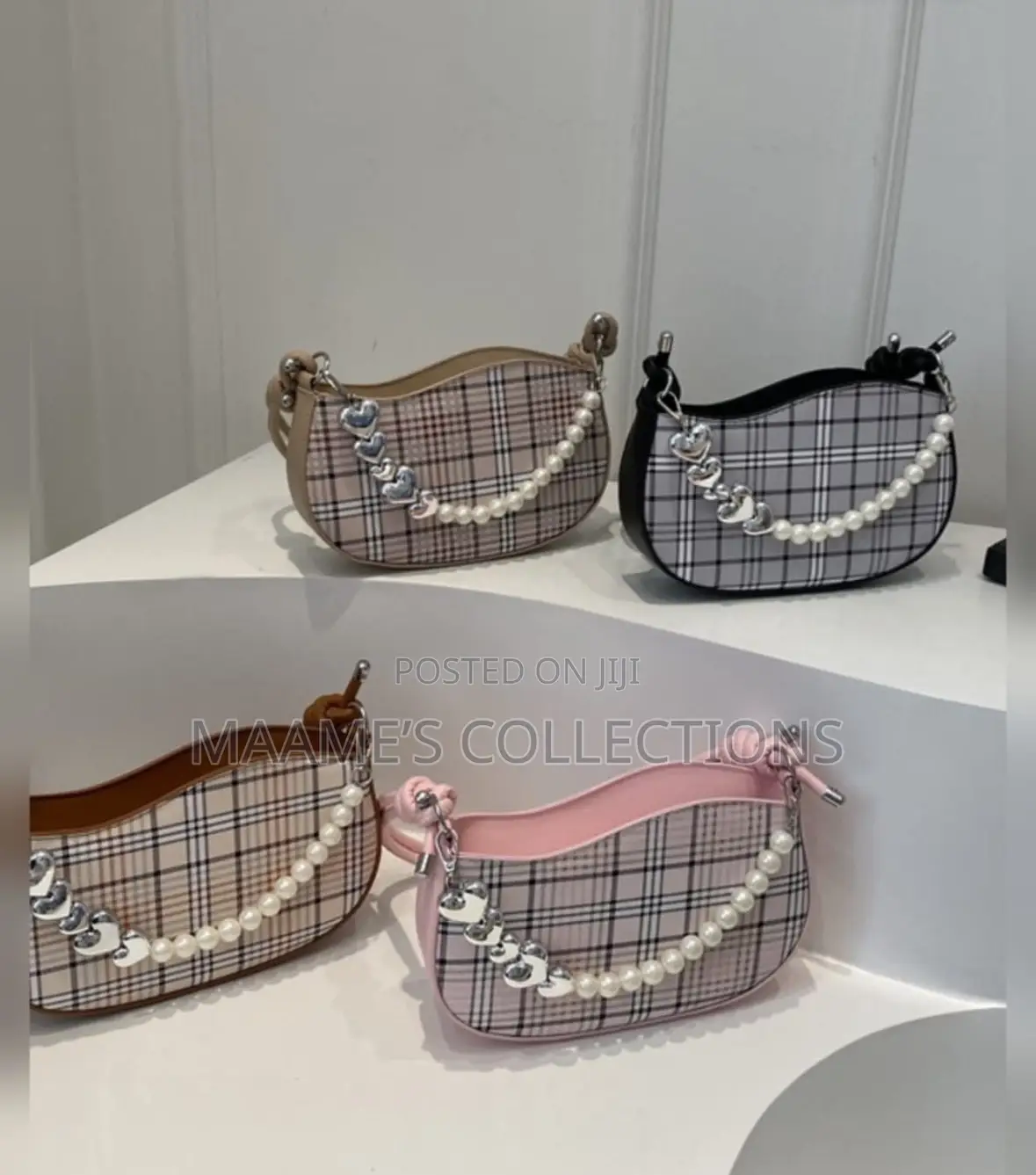 Fashionable And High-end Women’S Handbags