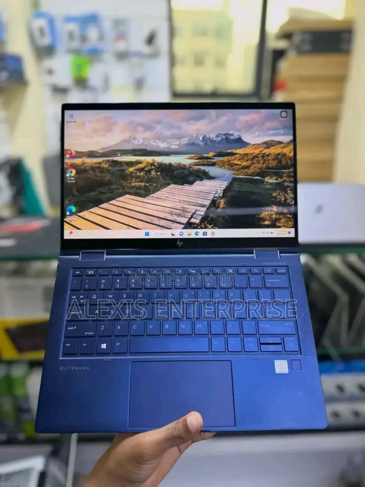 New Laptop HP Elite Dragonfly x360 8th Gen 16GB Intel Core i5 SSD 512GB